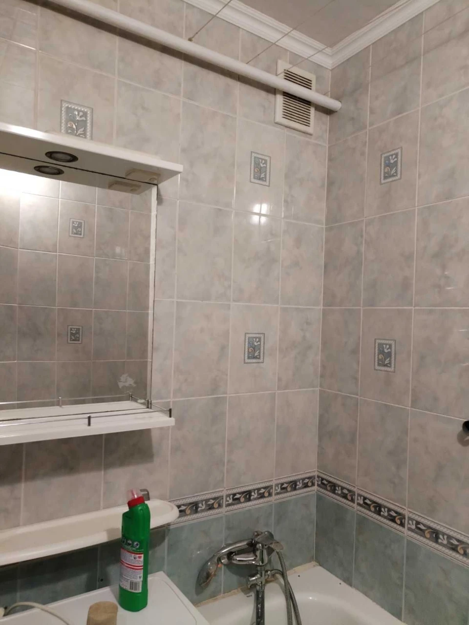 Продам квартиру на Жуковского(404190)