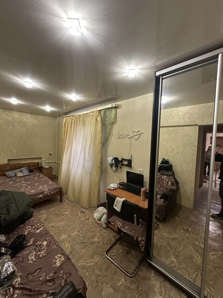 Продам 2х квартиру центр метро Арх.Бекетова