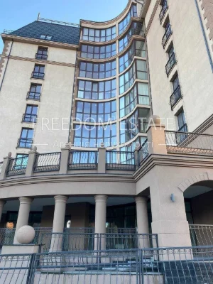 180 тыс.$  Квартира в центре 130м2/Шатиловка /ЖК Резиденция