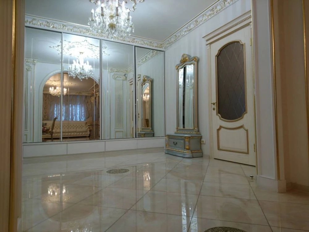 Продам 3-х ком квртиру в Центре