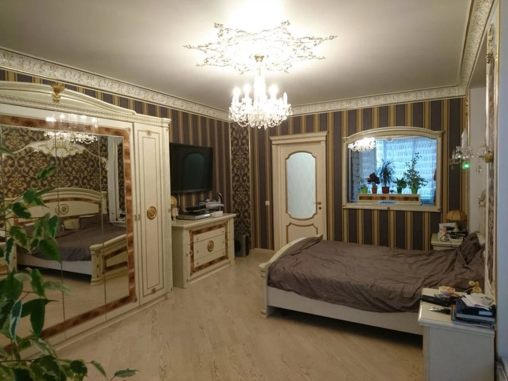 Продам 3-х ком квртиру в Центре