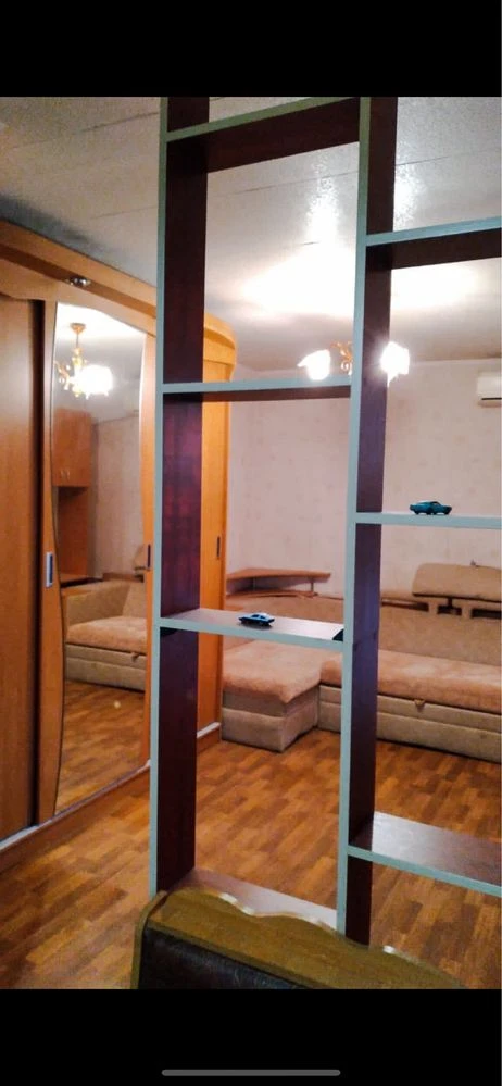 ПРОДАМ свою 2-х комн. квартиру с мебелью и техникой на пр-т