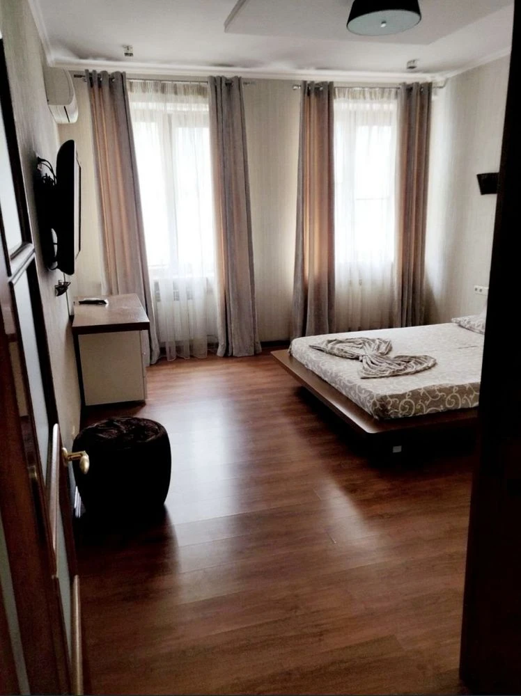 Продам 2 комнатную квартиру, Сумской рынок, Центр