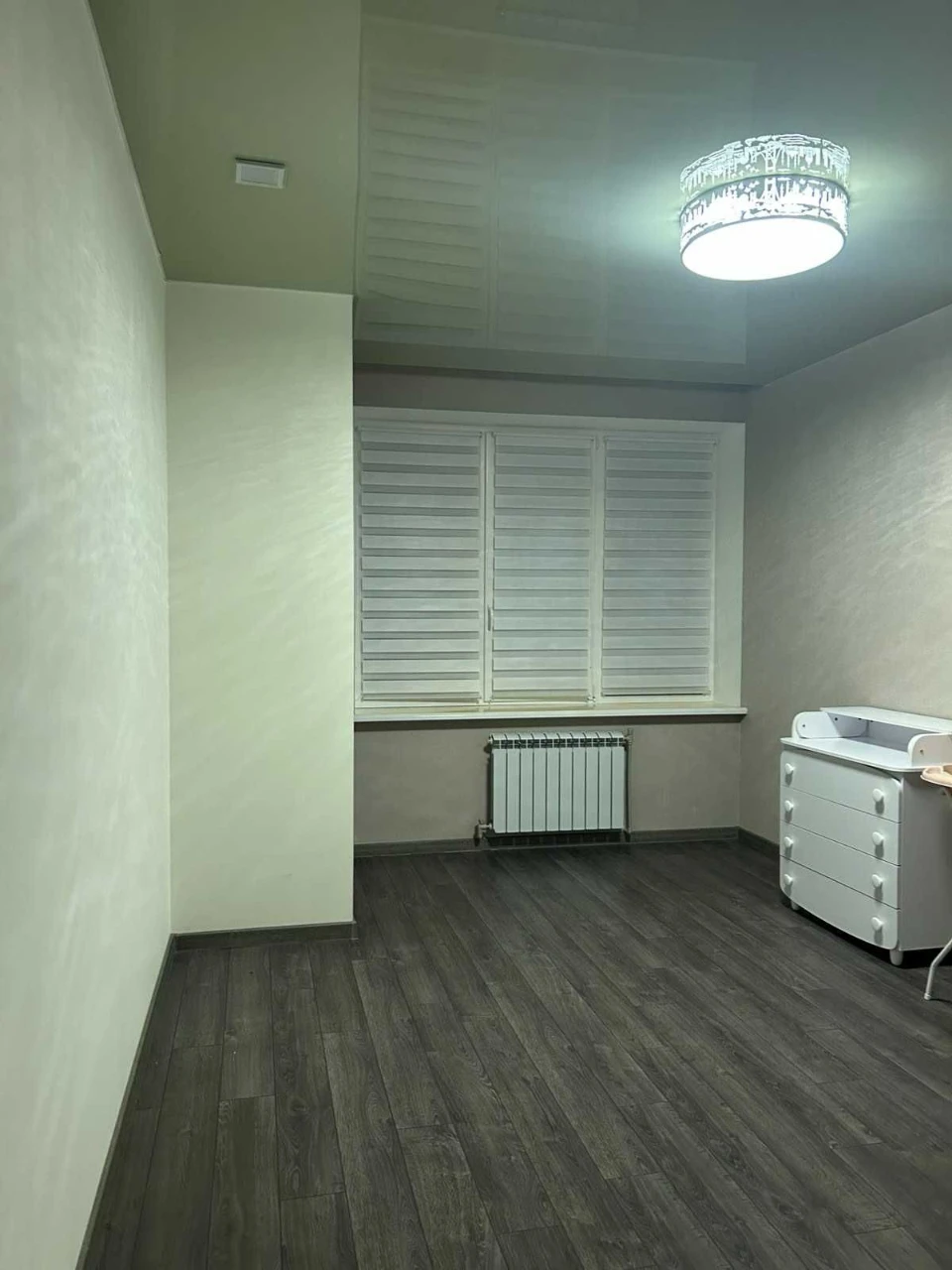 СРОЧНО! VIP! Продам 3-х к. кв. ЦЕНТР. рынок.Б. Панасовская С
