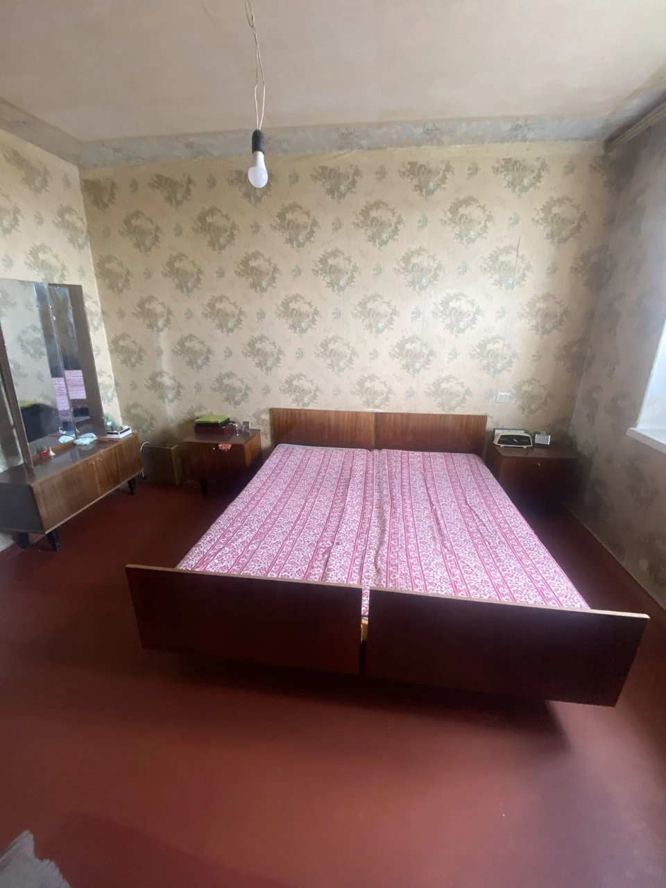 Продам 2-кв улучшенной планировки на пр-те Гагарина. Район О
