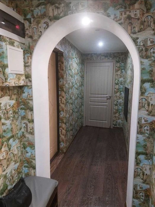 For sale 2 rooms on Heroiv Street, 93rd Brigade, Khortytskyi district