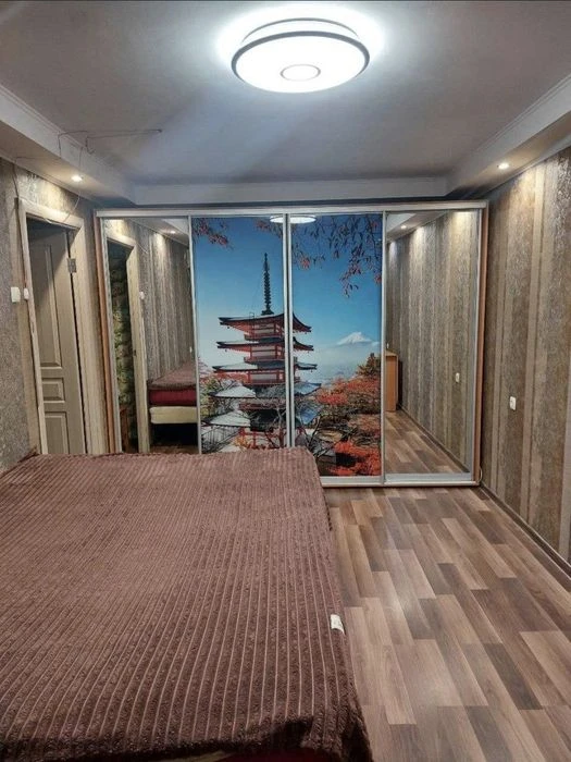 For sale 2 rooms on Heroiv Street, 93rd Brigade, Khortytskyi district