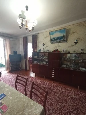 Срочно Продам 3-из.квартиру  метро 23 августа Павлово поле