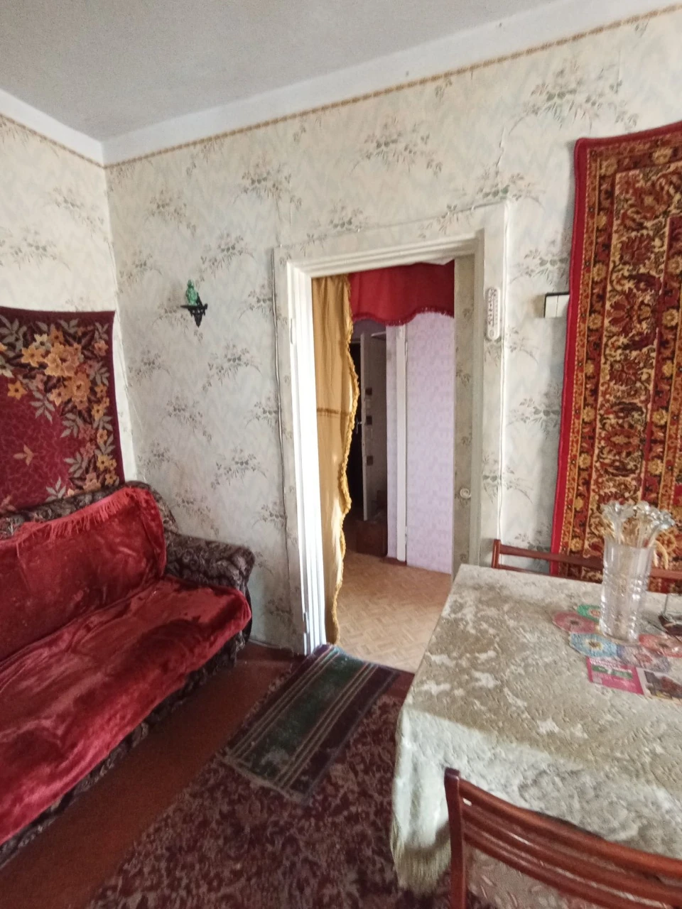 Срочно Продам 3-из.квартиру  метро 23 августа Павлово поле