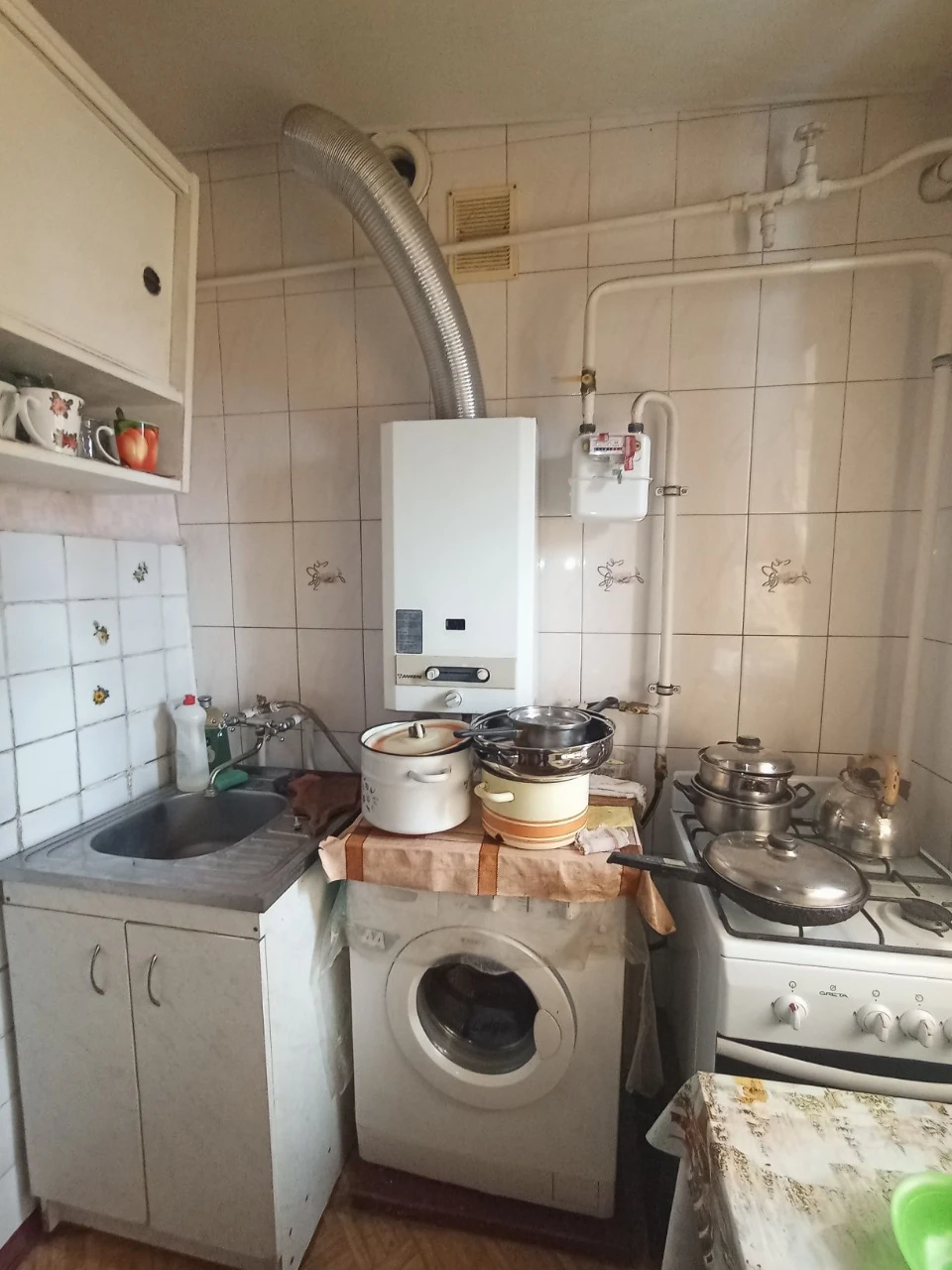 Срочно Продам 3-из.квартиру  метро 23 августа Павлово поле