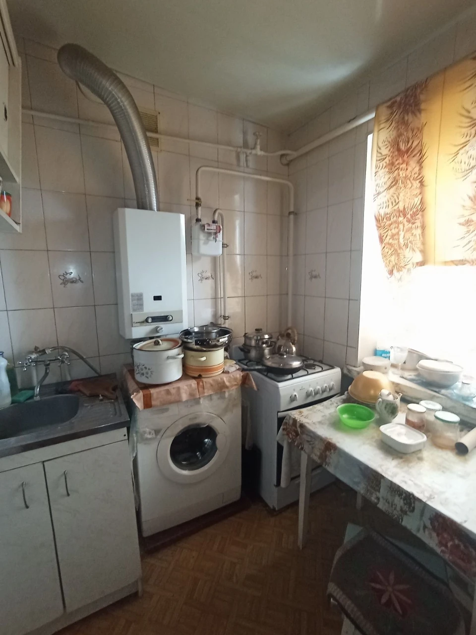 Срочно Продам 3-из.квартиру  метро 23 августа Павлово поле