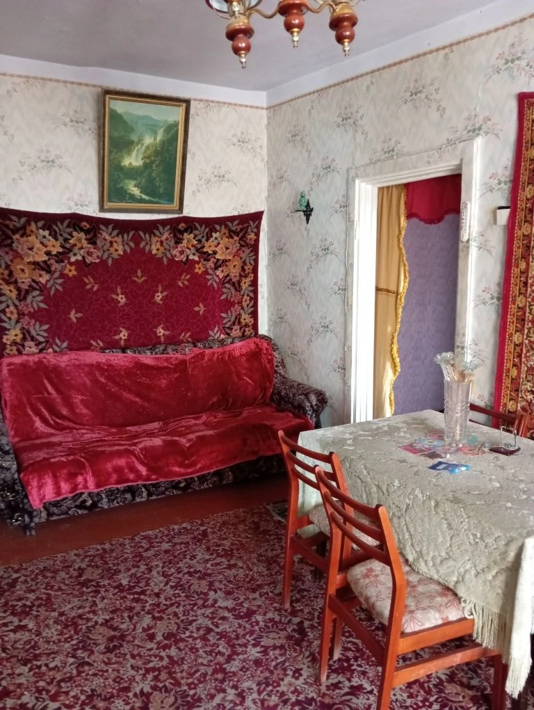 Срочно Продам 3-из.квартиру  метро 23 августа Павлово поле