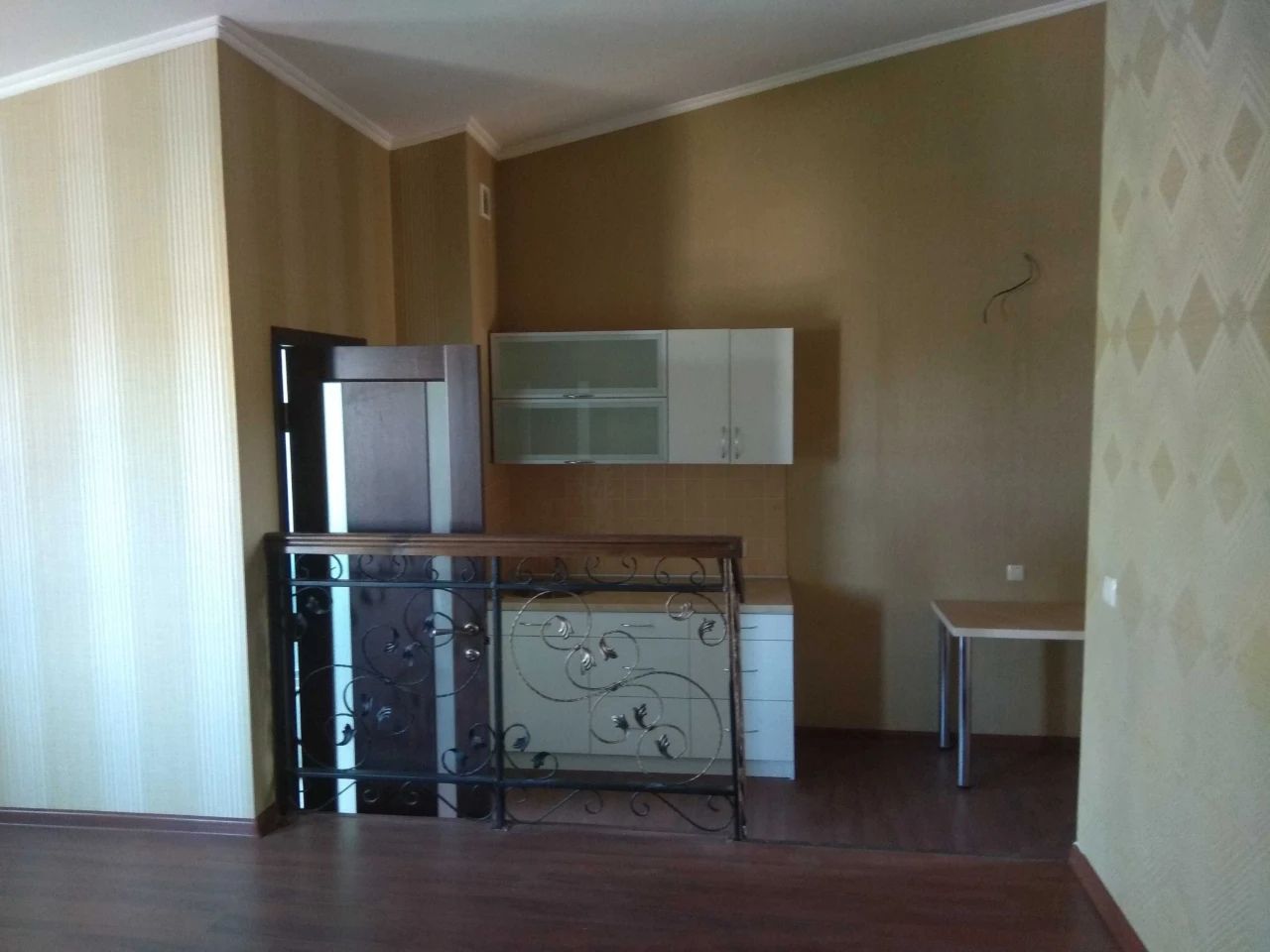 1-комнатная квартира.  Продажа