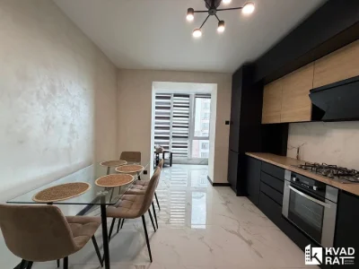 Продаж 1 кім з якісним ремонтом,центральна частина,бонус кла