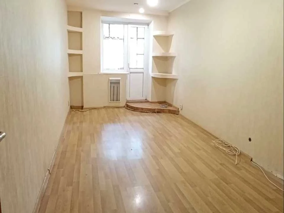 Квартира. Хмельницький, Романа Шухевича вул.