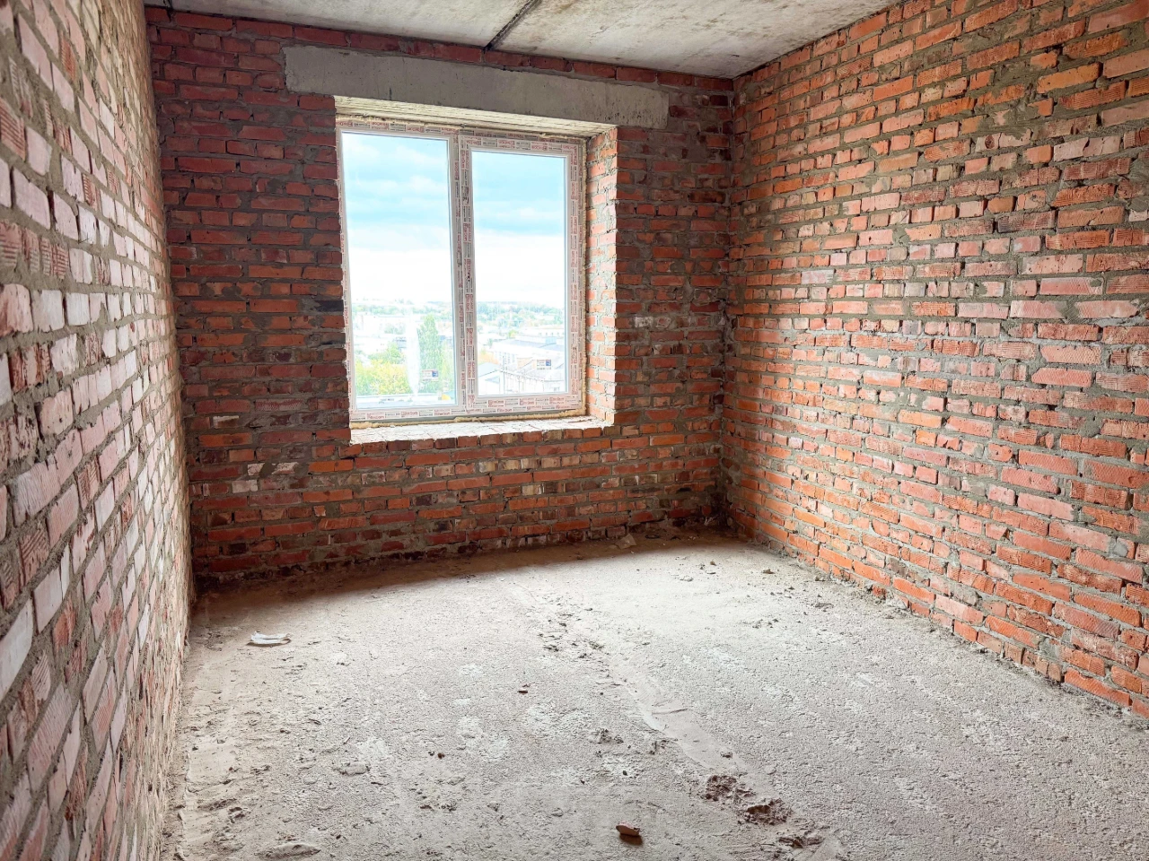 Продам однокімнатну квартиру в новобудові 43м2