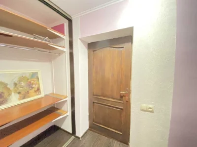 Оренда 1-кімнатної квартири 35 м², Багговутівська вул., 8-10
