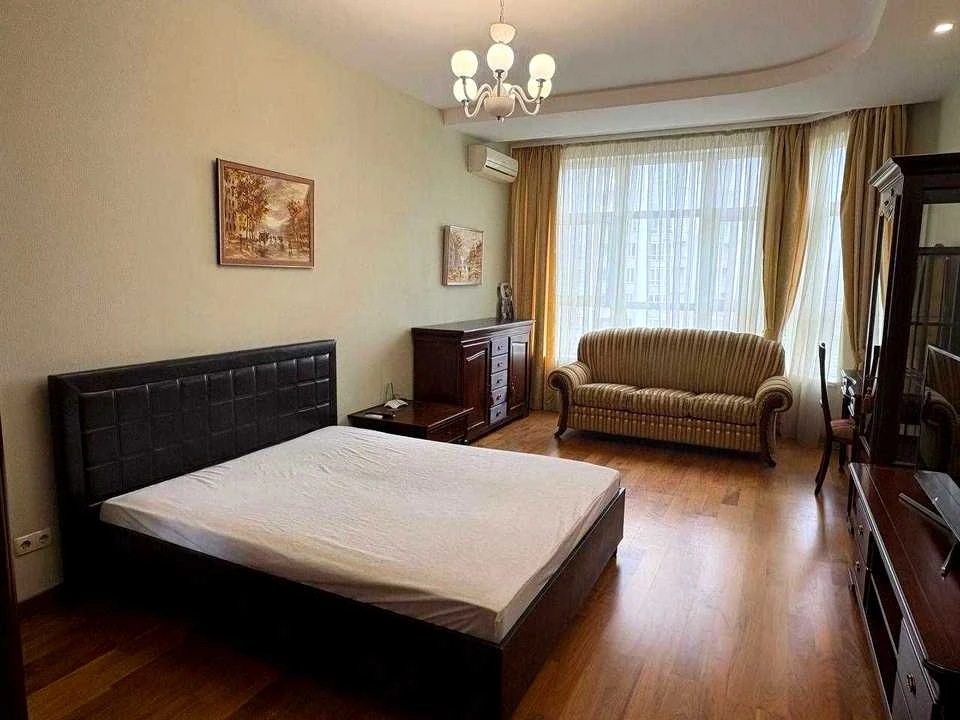 Квартира. Київ, Мокра вул.