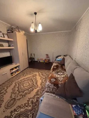 2 кім ЖИТЛОВИЙ СТАН на середньому поверсі ТОПОЛЬ (721456)