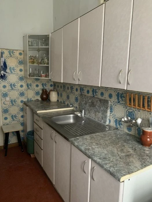 2 room apartment Central. Metro Naukova 3 min. is-Renovation
