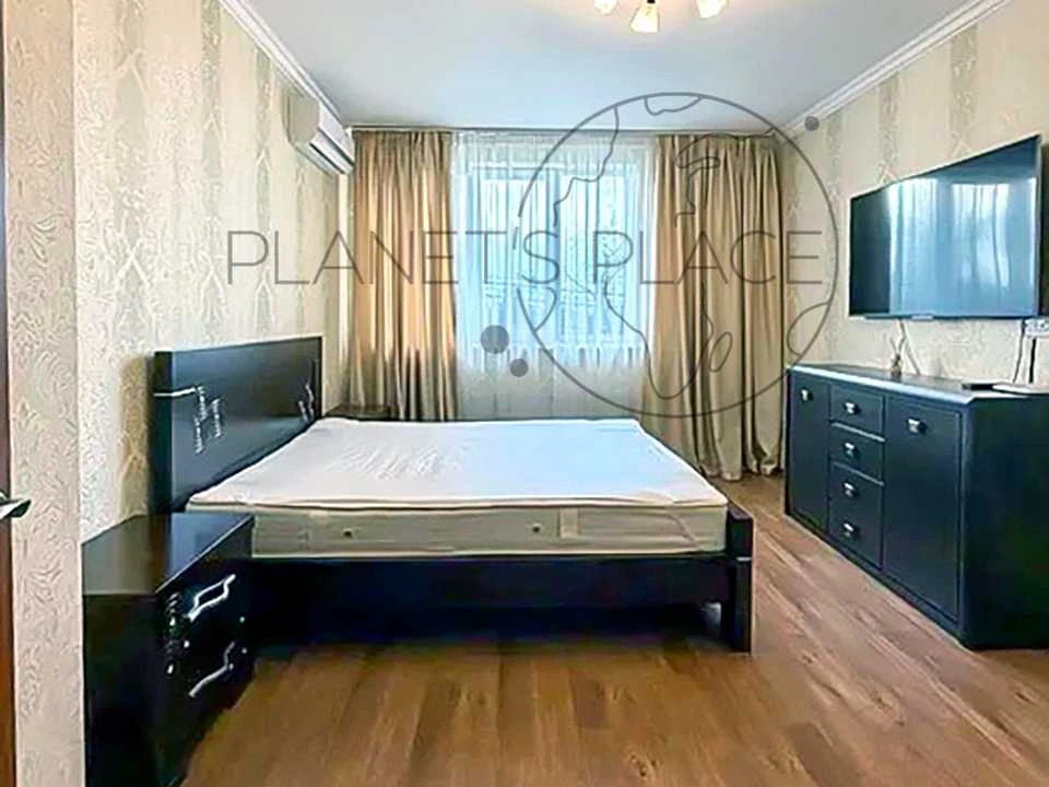 Будинок. Київ, Садова вул.