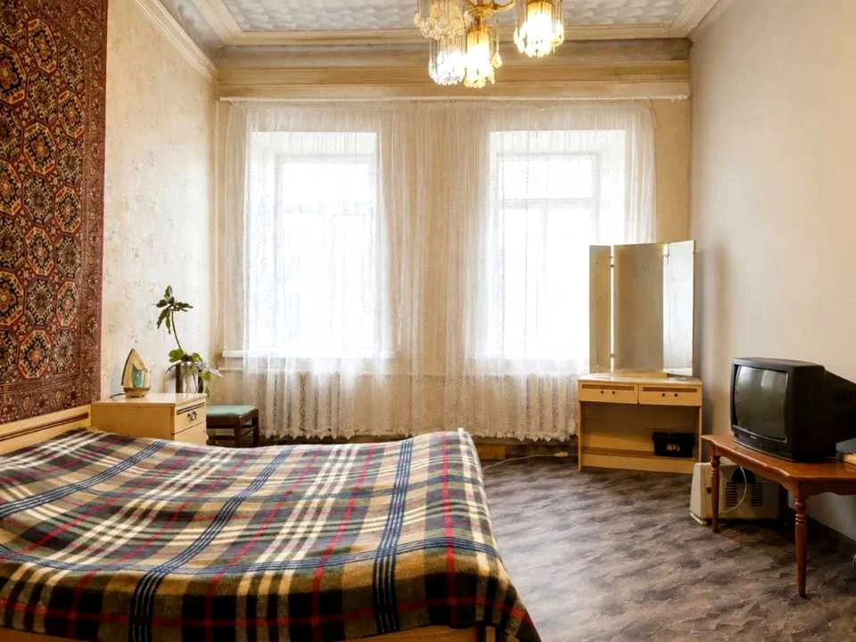 Будинок. Дніпро, Володимира Антоновича вул.