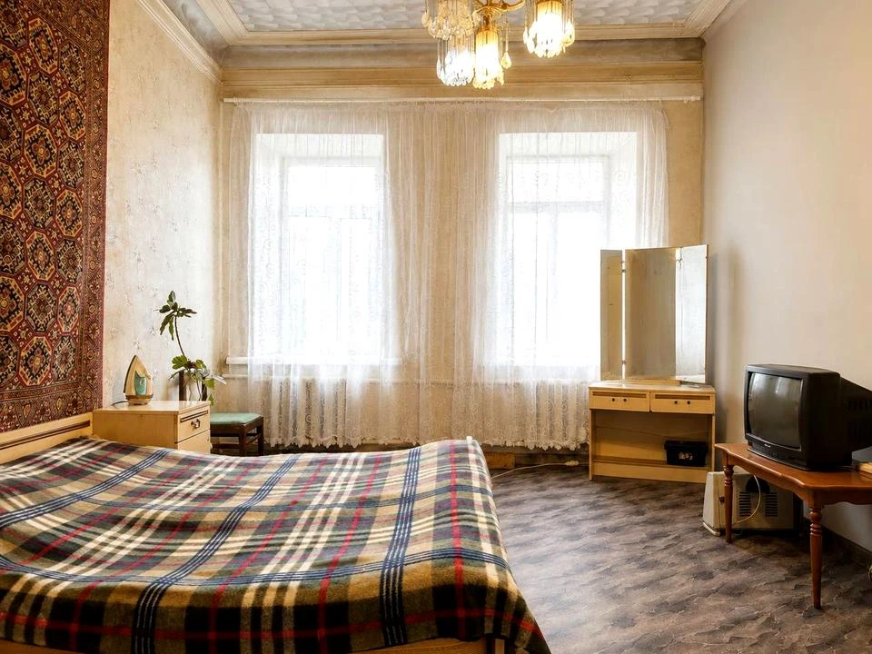 Будинок. Дніпро, Володимира Антоновича вул.