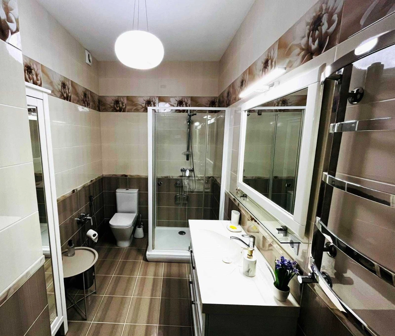 Продам таунхаус в центральном районi, Гагарiна Наукi