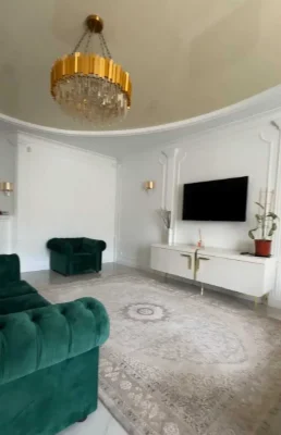 Дом 250М² в Лесках • Бассейн, баня, гараж • 10 соток • 6 мин