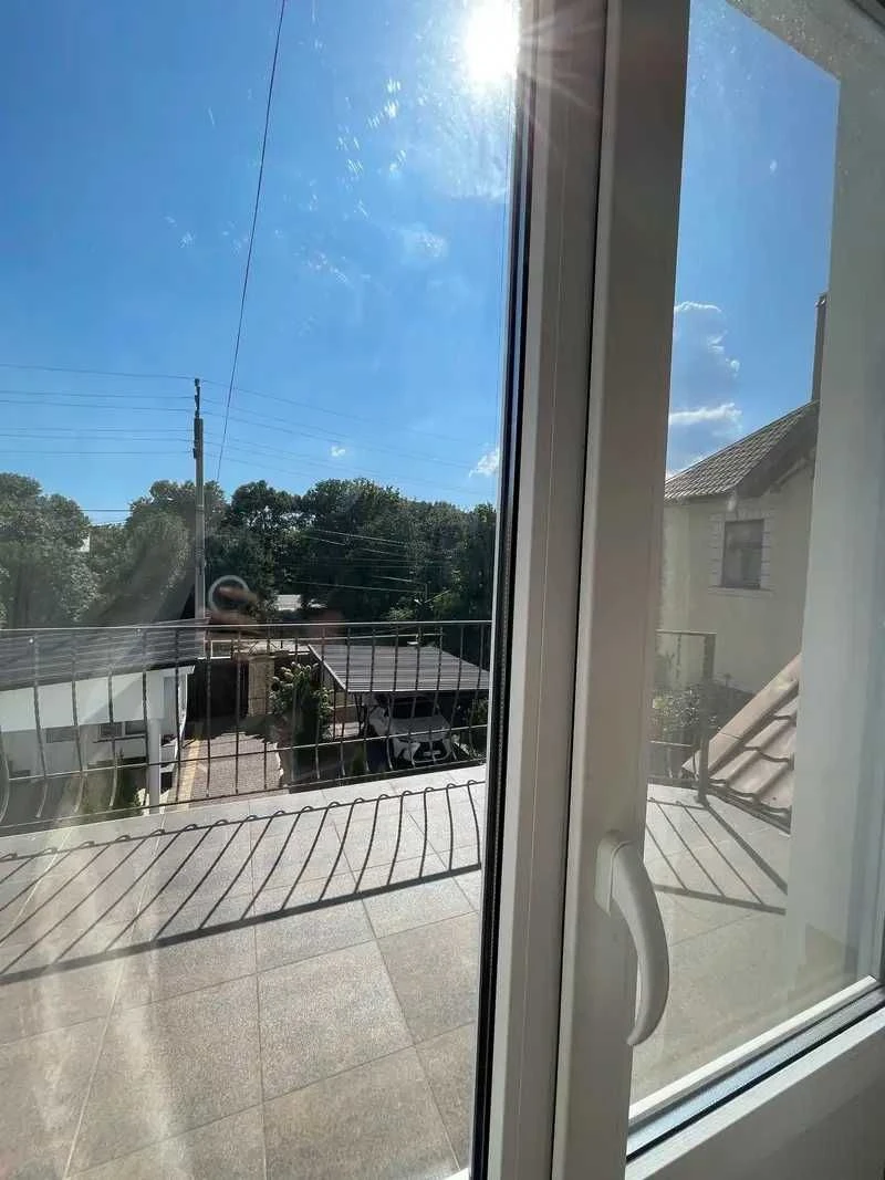 Дом 250М² в Лесках • Бассейн, баня, гараж • 10 соток • 6 мин