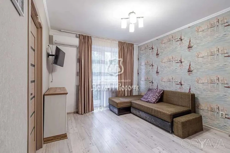 2-room apartment, 42 square meters. m