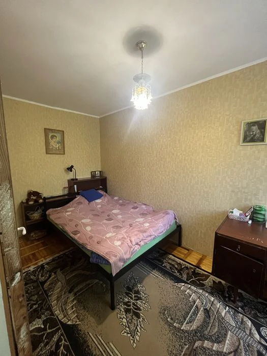 Продаж 3 кімнатноі квартири вул.Яценко 1