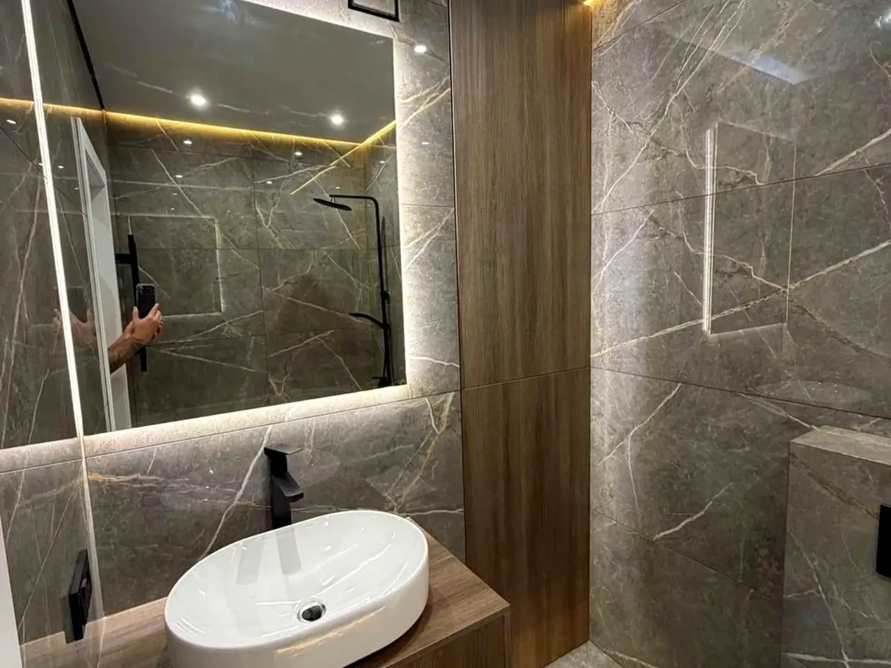 Продаж квартири 2-кімн. 55 м² 8/10 пов.