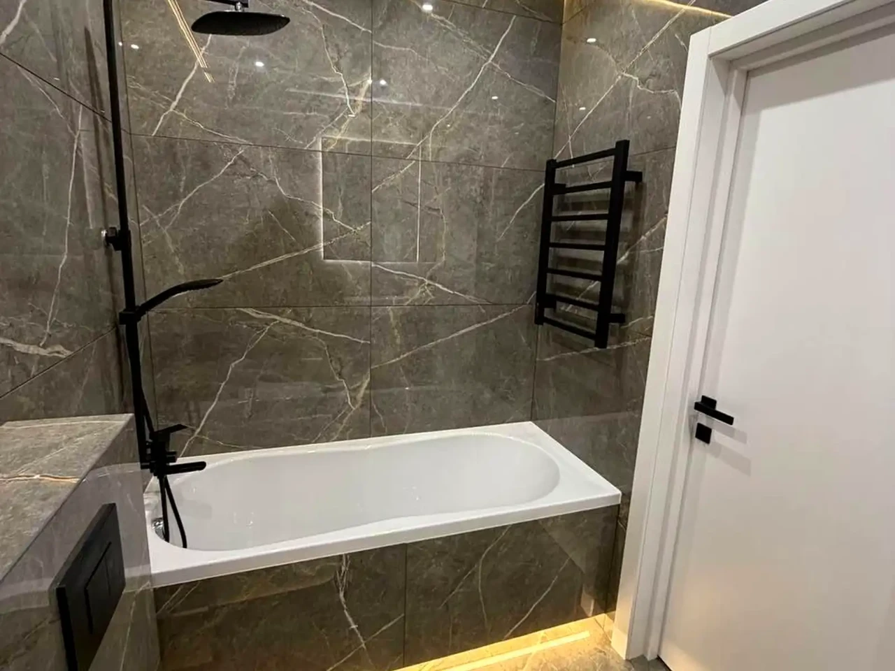 Продаж квартири 2-кімн. 55 м² 8/10 пов.