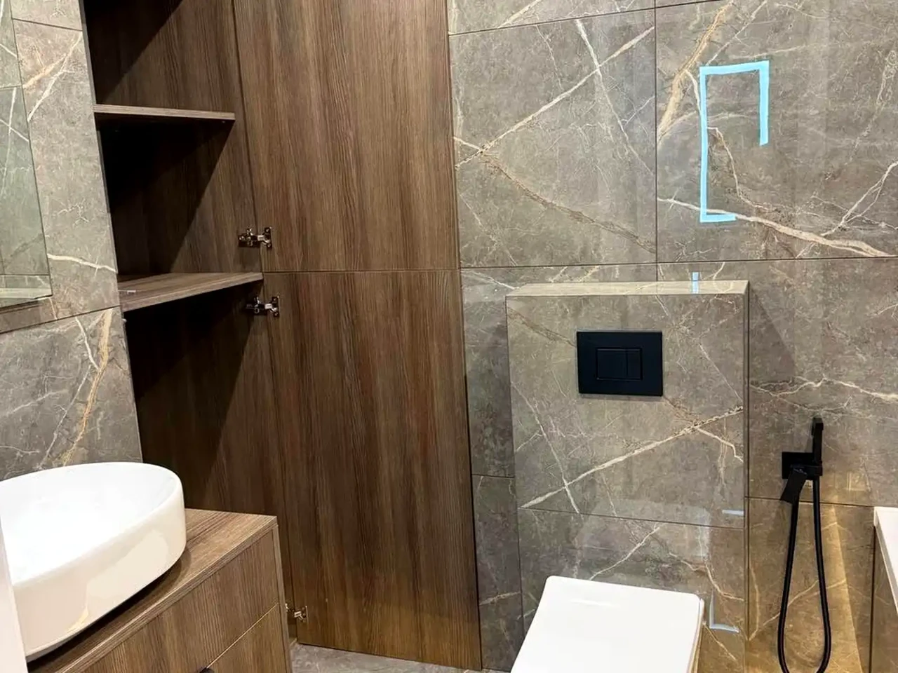 Продаж квартири 2-кімн. 55 м² 8/10 пов.