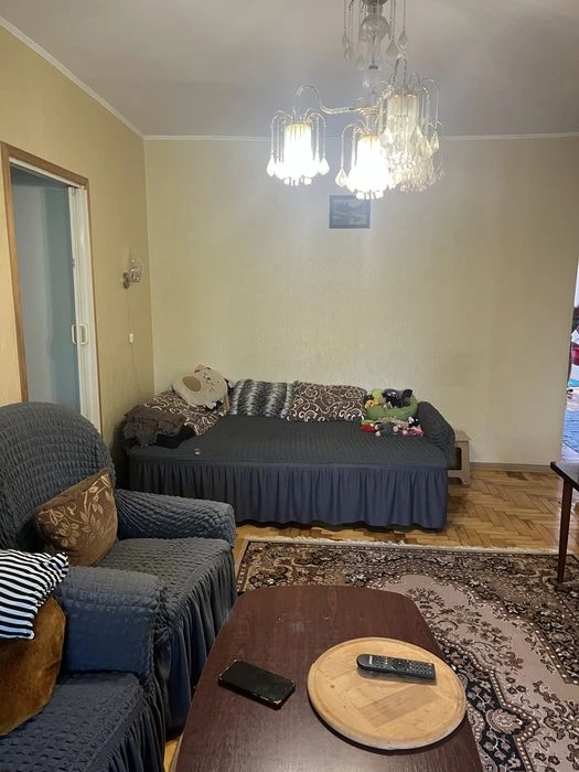 Продаж 3 кімнатноі квартири вул.Яценко 1