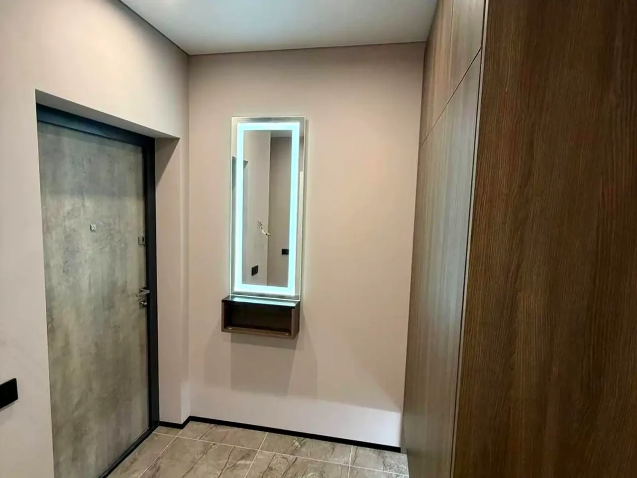 Продаж квартири 2-кімн. 55 м² 8/10 пов.
