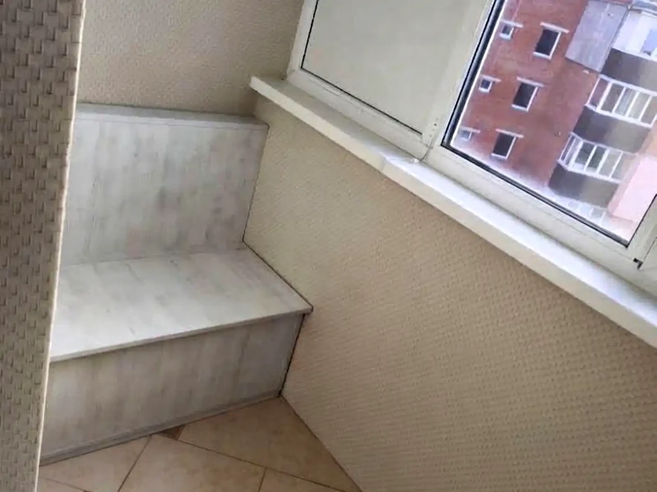 Продаж квартири 1-кімн. 39 м² 9/9 пов.