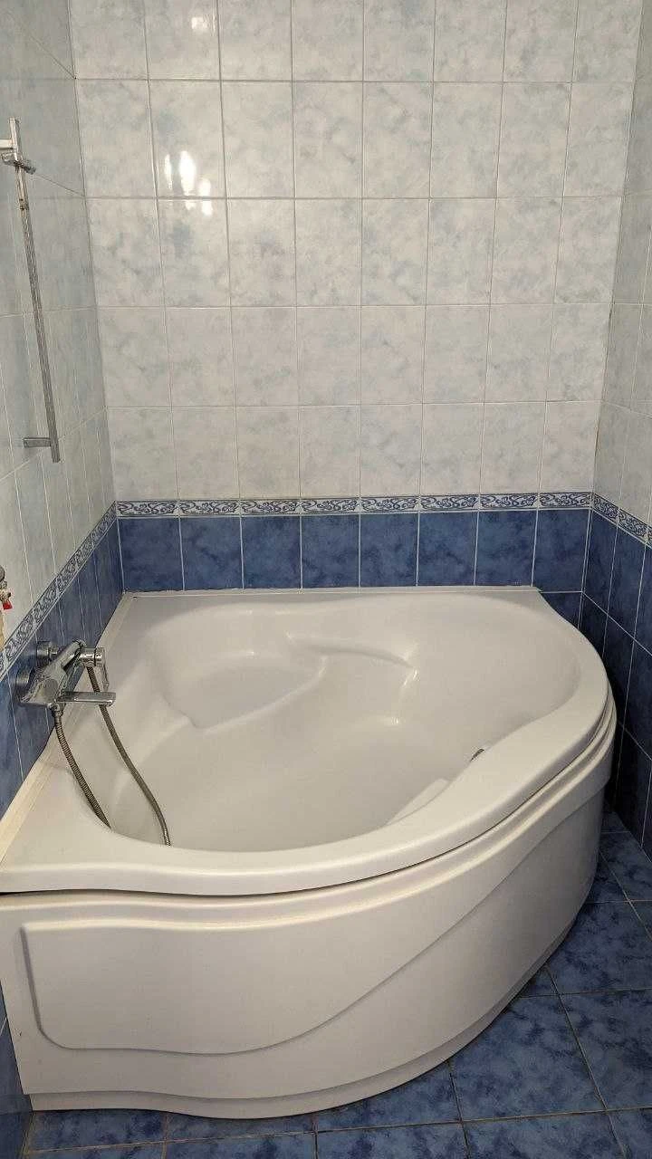 Продається добротний будинок в місті!