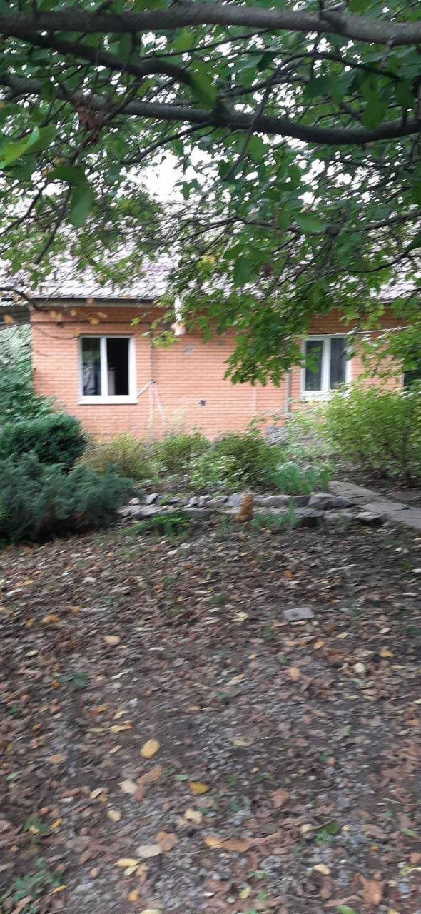 Будинок в Полтаві на земельній ділянці 10соток.