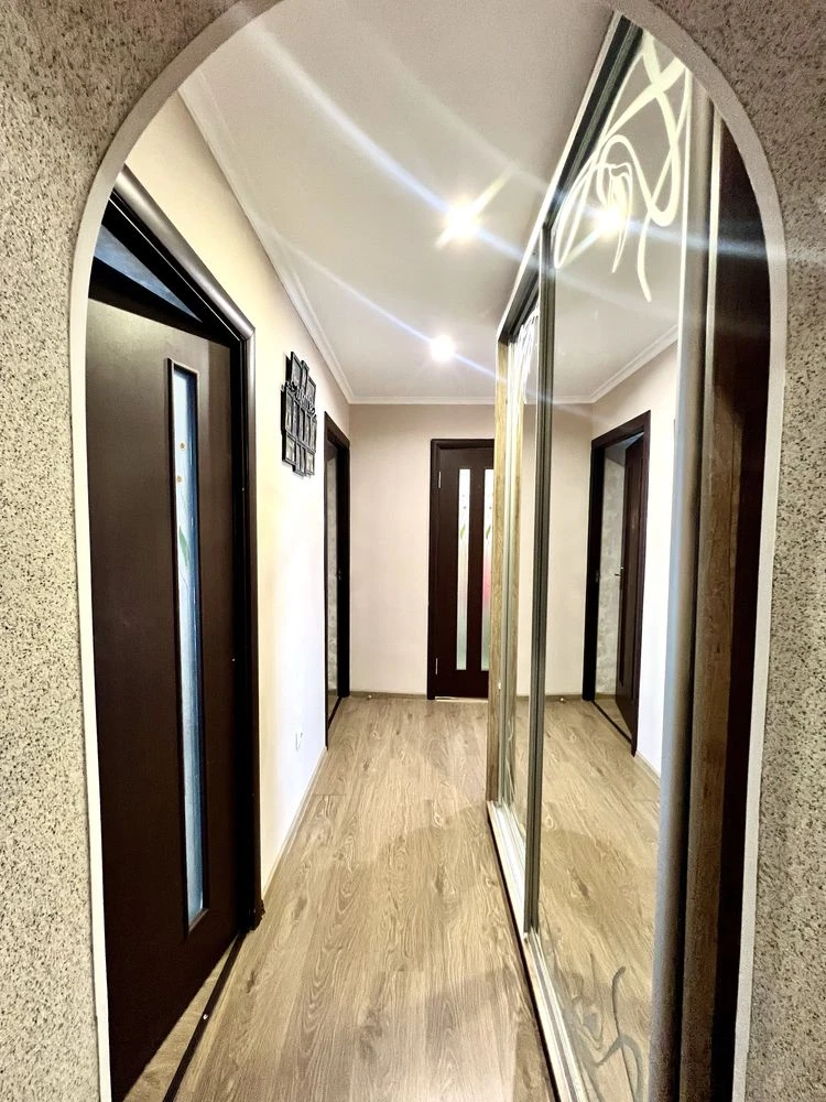 Не фейк .2кім.квартира .Дубово ближче до цетру . 50 кв.м.Гар