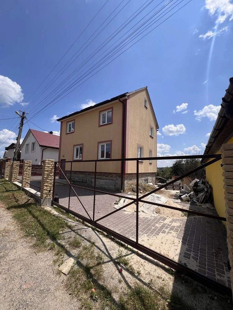 Продається 2-поверховий будинок 149 кв.м з матеріалами! (СТ