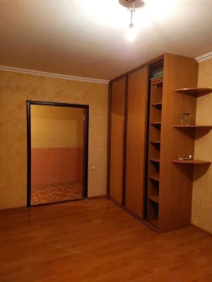 Sale of 3-room apartment 71.6 m2 Kyiv, Myloslavska st., 35 6