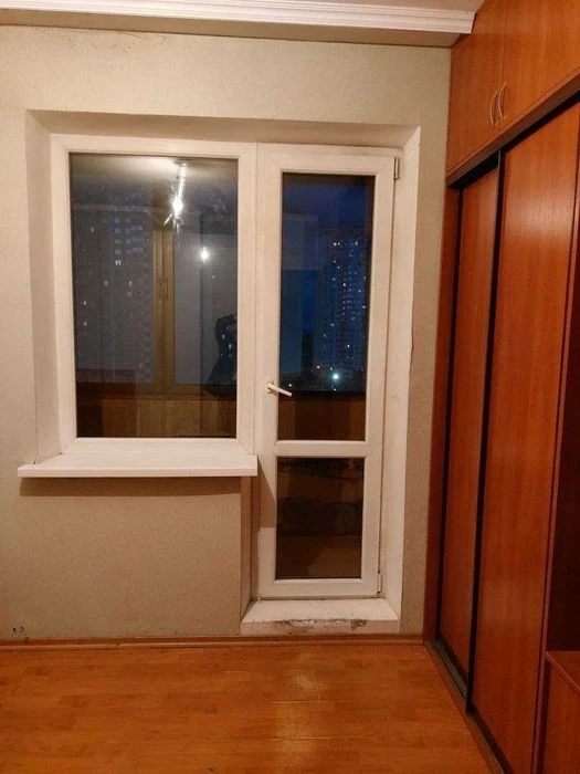 Sale of 3-room apartment 71.6 m2 Kyiv, Myloslavska st., 35 6