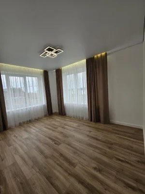 2-кімнатна квартира ЖК,,Drеаm city "2 поверх .З РЕМОНТОМ!