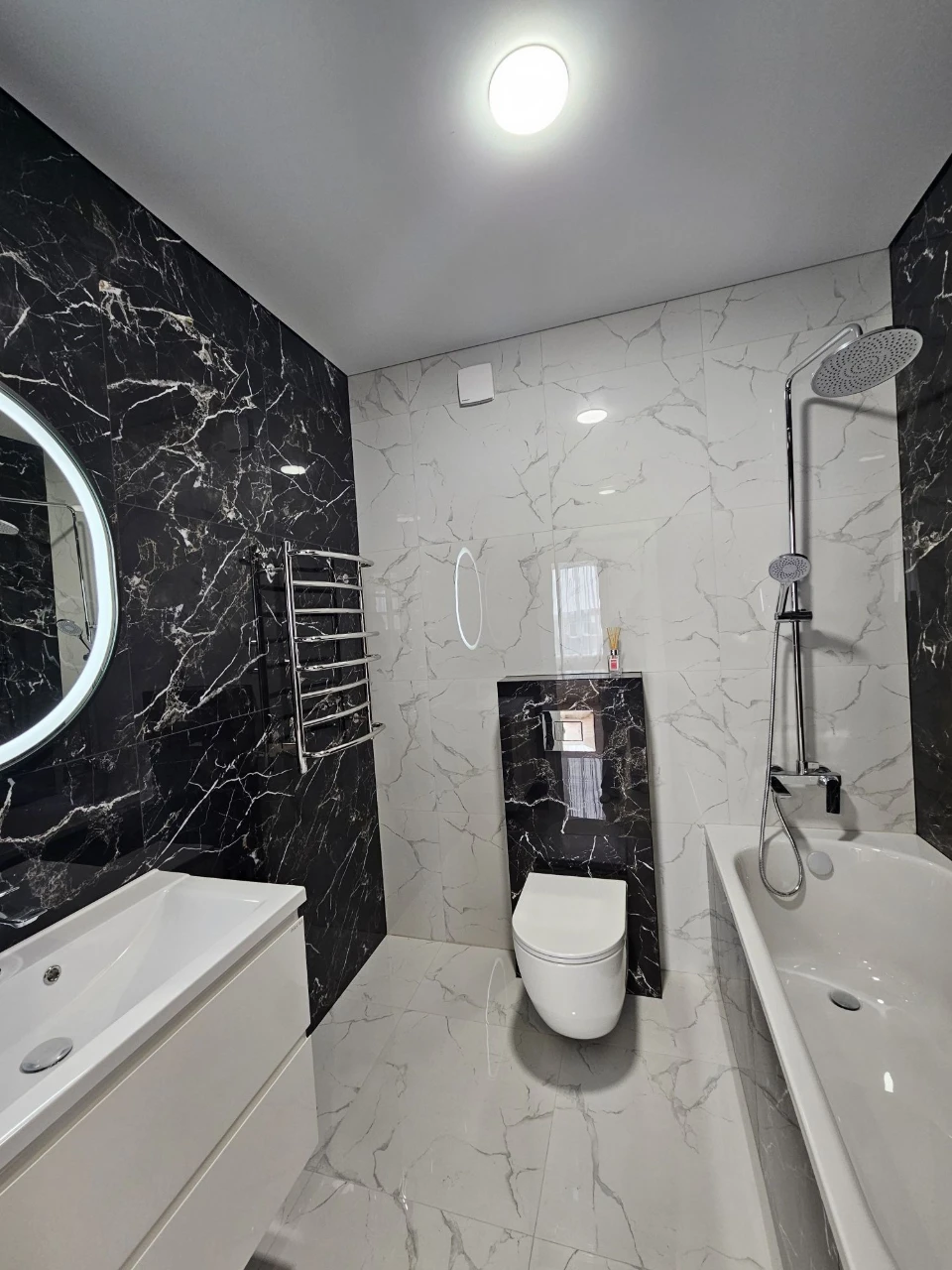 2-кімнатна квартира ЖК,,Drеаm city "2 поверх .З РЕМОНТОМ!