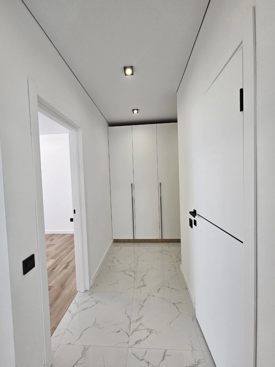 2-кімнатна квартира ЖК,,Drеаm city "2 поверх .З РЕМОНТОМ!