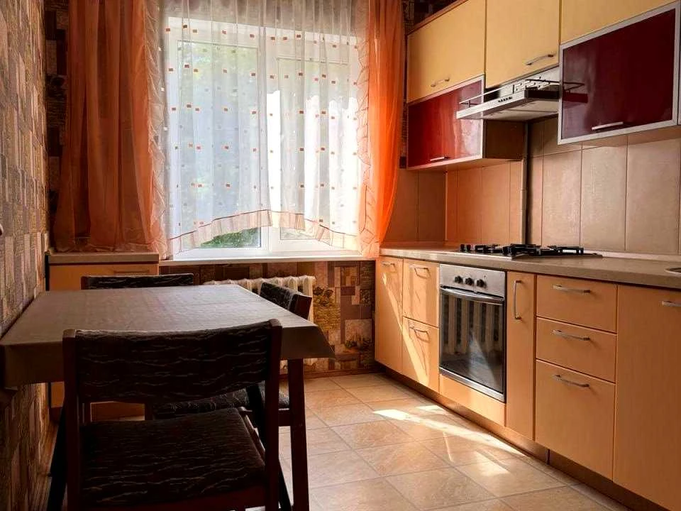 Квартира. Рівне, Степана Бандери вул.
