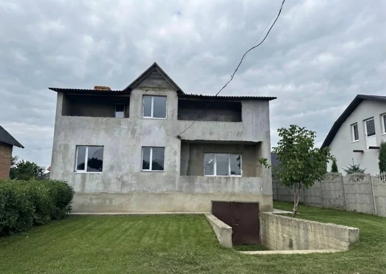 Продаж будинку у м. Здолбунів