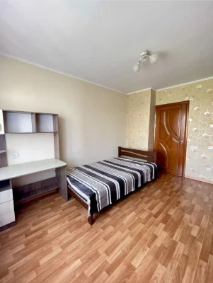 Продаж 3 квартири пр. Центральний ,3я Слобідьска АТБ